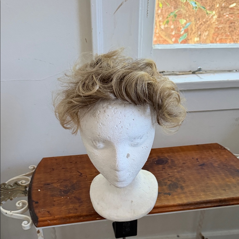 94 Jon renau Blonde Curly Women's Hairpiece pull thro TOPPER display piece